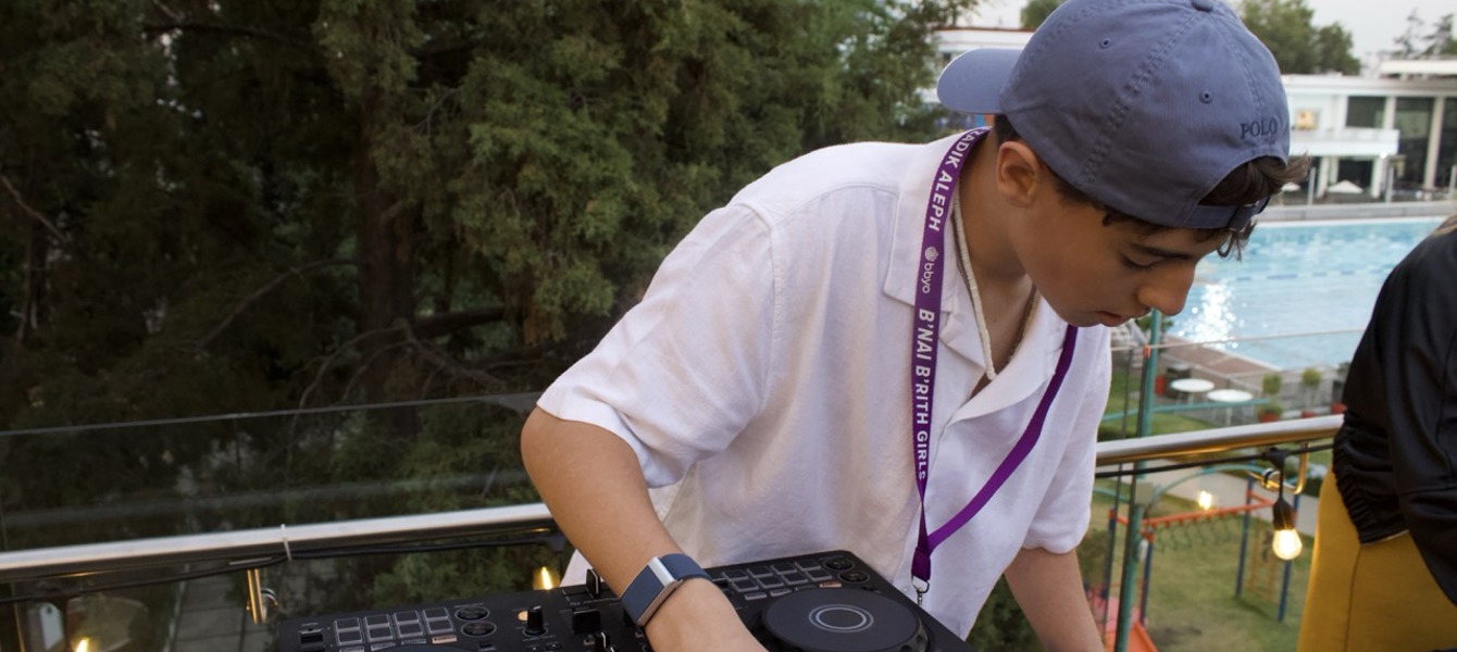 686ffd3fb9feb31e9b994d6d_IMG_3073 Large