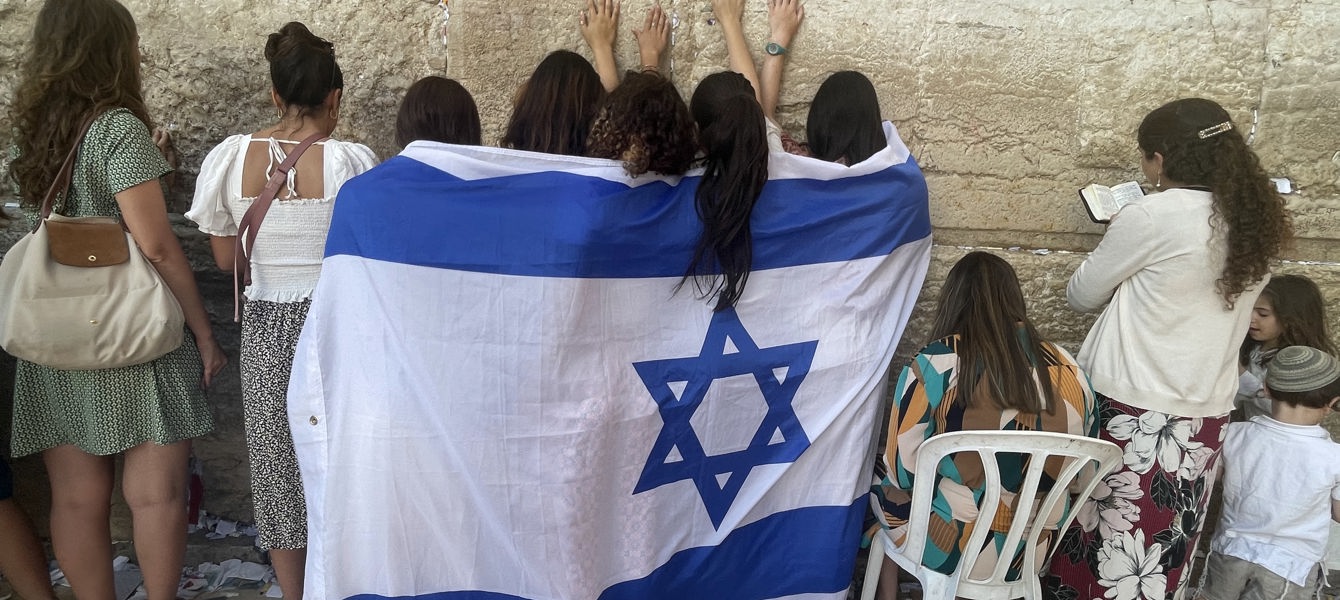 6864359eee61da380e7f2254_IMG_8112