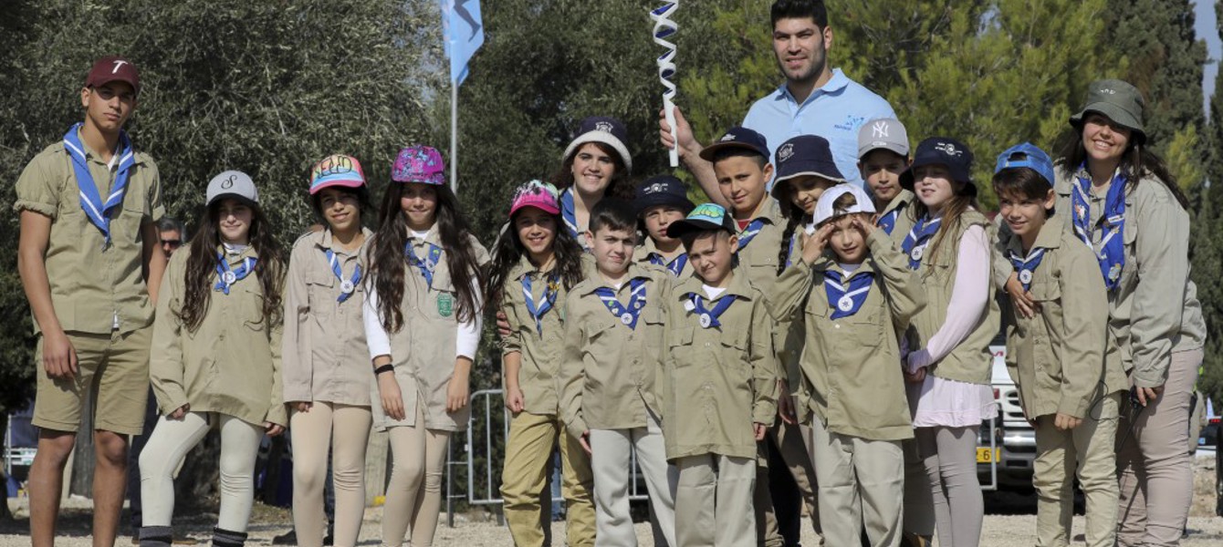 5c54764f5447c38a8178fa24_maccabi_tzair_with_ori_sasson