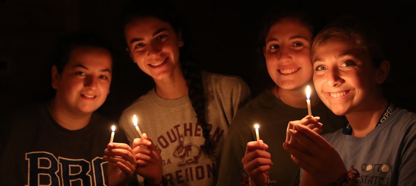 5fd3a0b25bf37aaa34e0de3c_~Jewishly Speaking