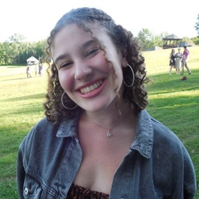 61b3b95ee0179b4dc72d1c6f_headshot bbyo