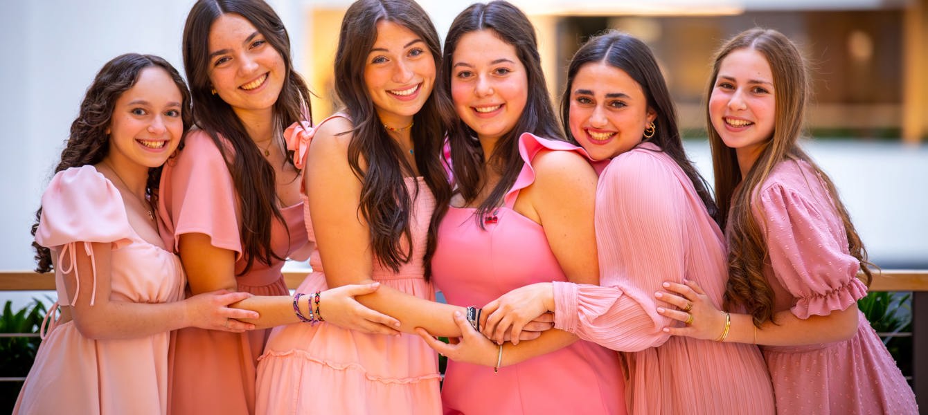 66a152b105011197b2653a8d_045A3141-Enhanced-NR