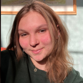 608c37ab10bba27706ffdef8_Headshot