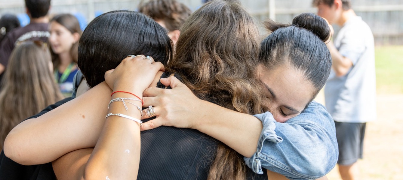 68d54f083203be5a2deb0c92_Aaron Perrotta Kallah Aug 04 - 138 Large