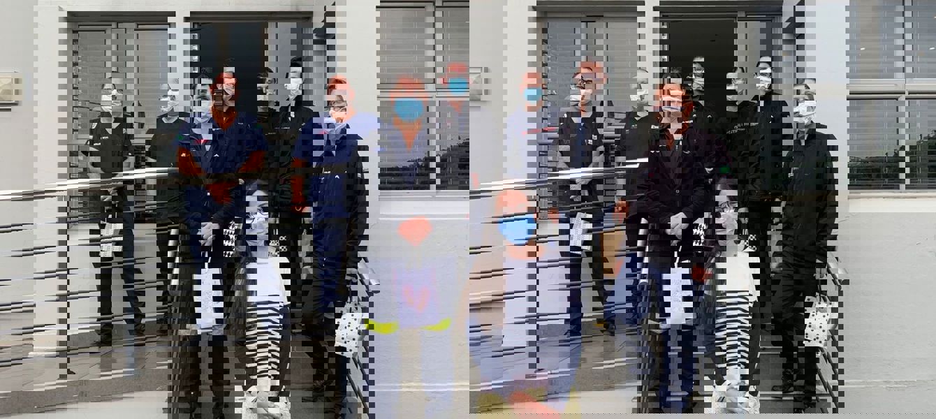 60c40066a1efb817c89f3656_Outreach packs picture