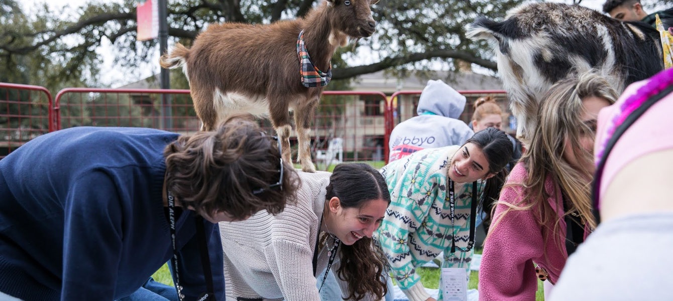 6567a5b48d1f4da3c35f2283_BBYO International Convention - Jaso_5632ba2e